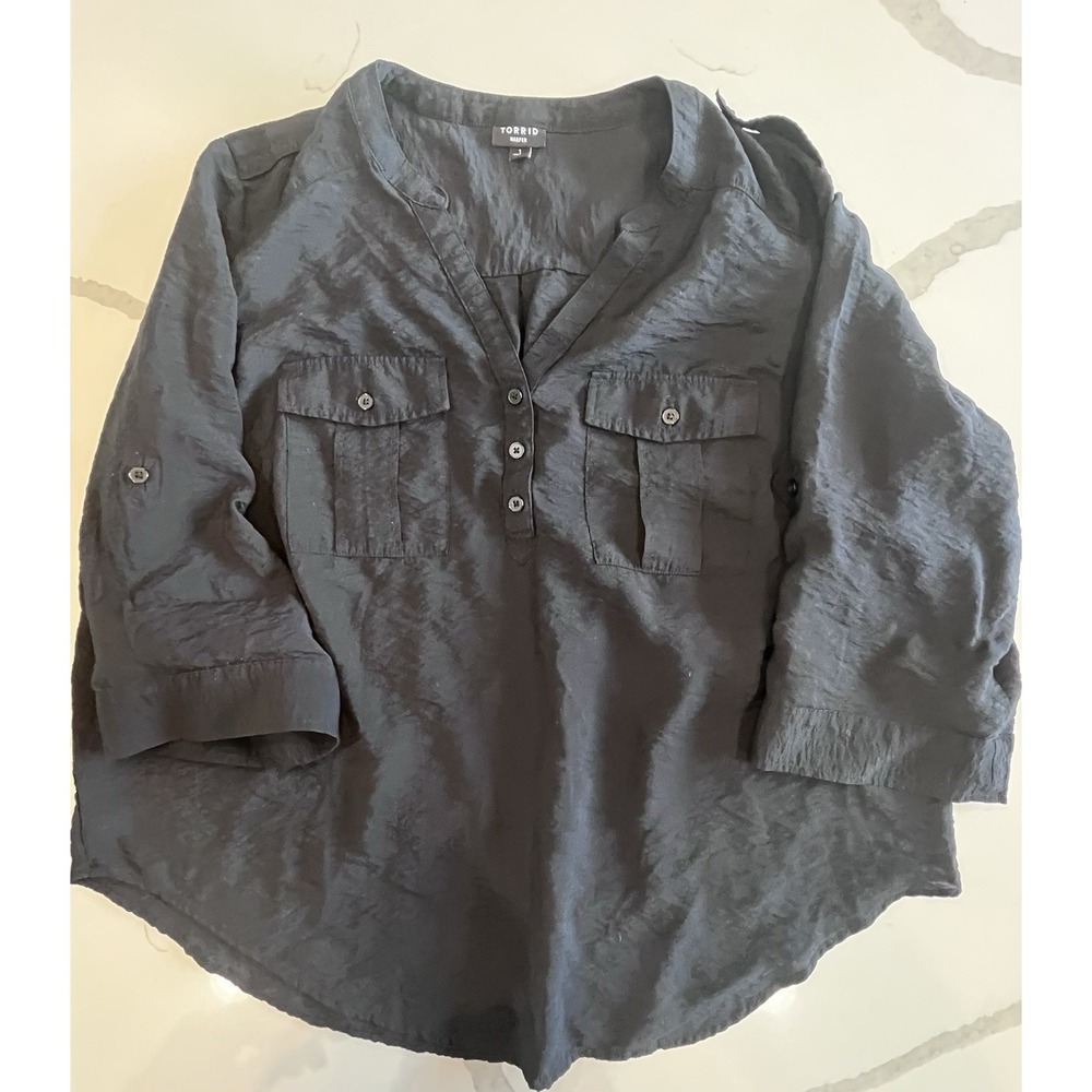 Torrid Harper Blouse Top Womens 1 Black Roll Tab 3/4 Sleeve Casual